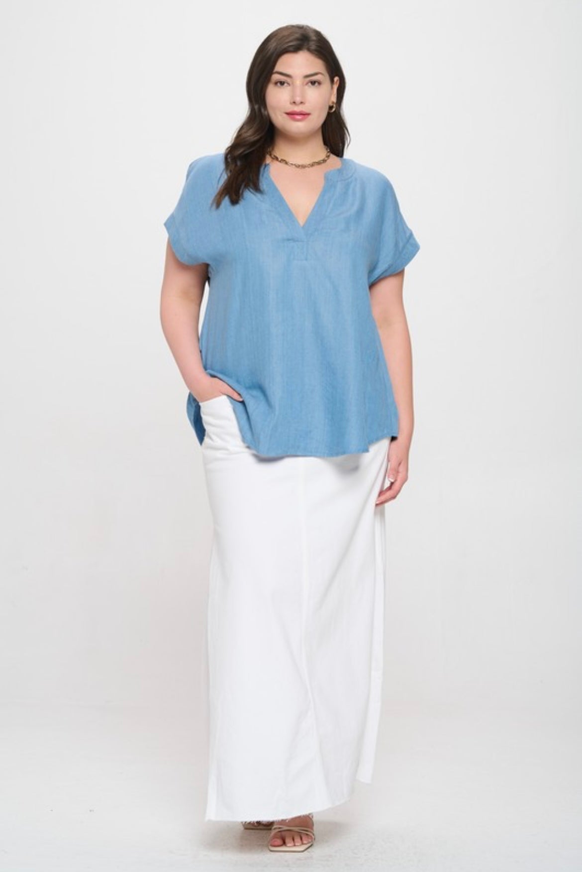 PLUS CHAMBRAY SPLIT NECK SHORT SLEEVE BLOUSE